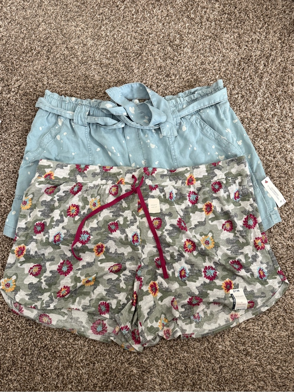 2 pairs of shorts size 3x or 22-24W